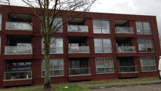 Harmoniehof (huisnummers 6 tm 9, 22 tm 25, 38 tm 41)