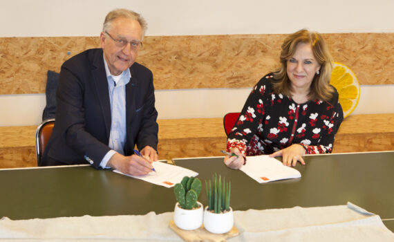 Erato ondertekening